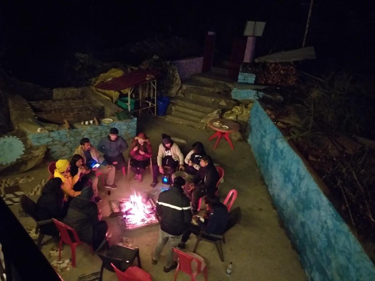 Snow View Guest House Kasol Bagian luar foto