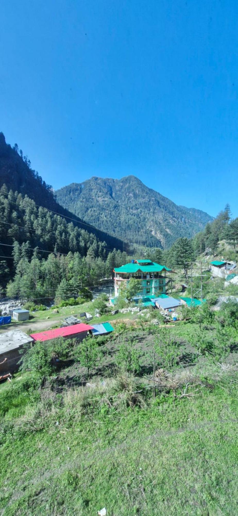 Snow View Guest House Kasol Bagian luar foto